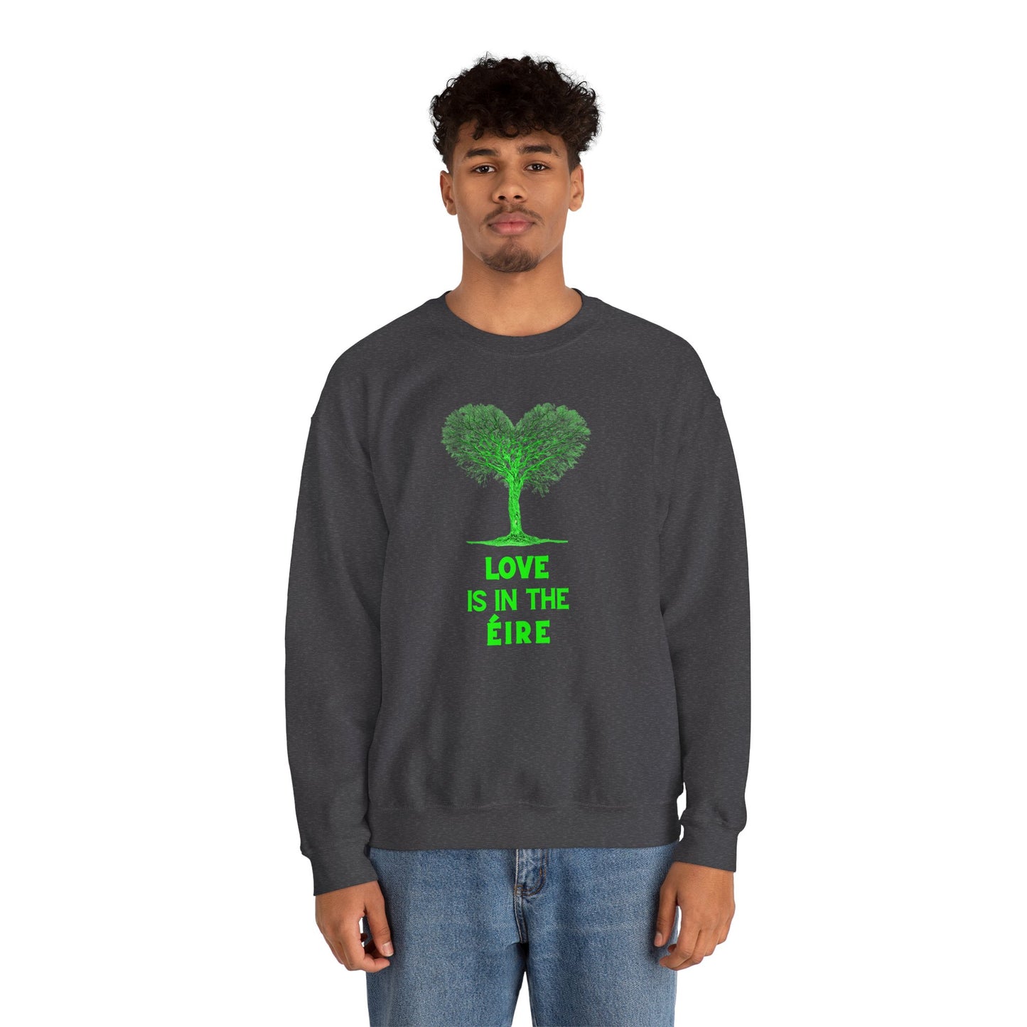 LOVE IS IN THE ÉIRE Unisex Heavy Blend™ Crewneck Sweatshirt