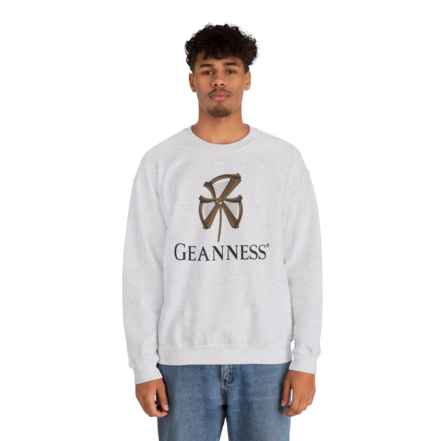 GEANNESS Unisex Heavy Blend Crewneck Sweatshirt
