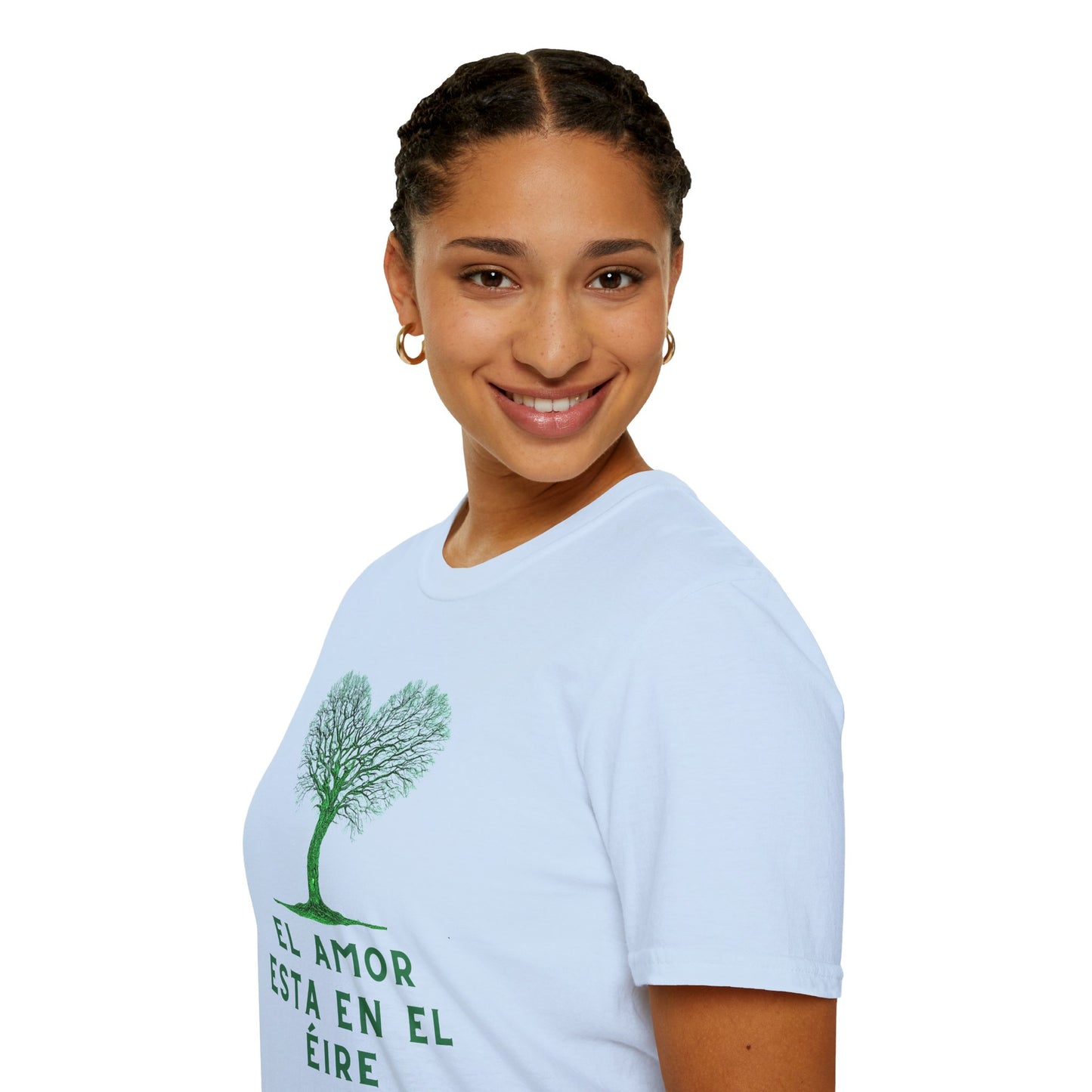 EL AMOR ESTA EN EL ÉIRE Unisex Softstyle 100% Coton T-Shirt