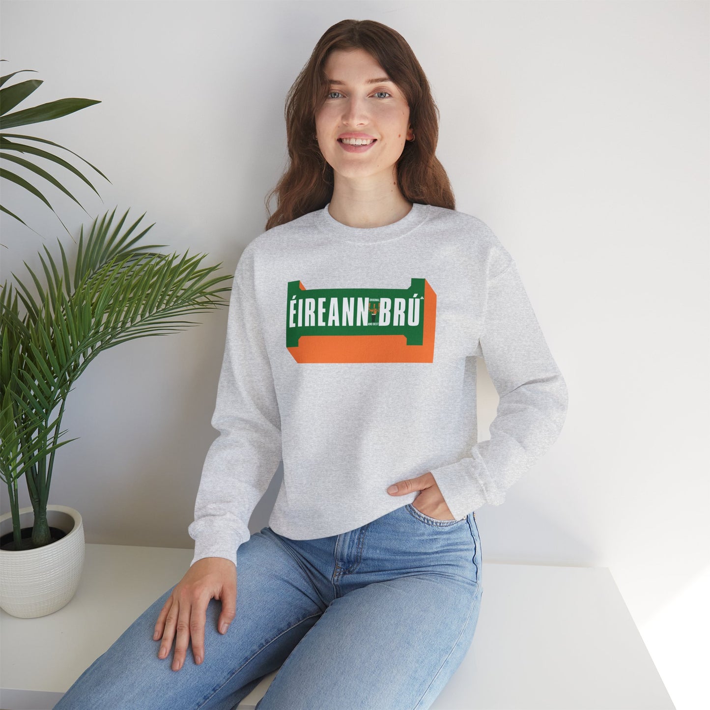 ÉIREANN BRÚ Unisex Heavy Blend™ Crewneck Sweatshirt