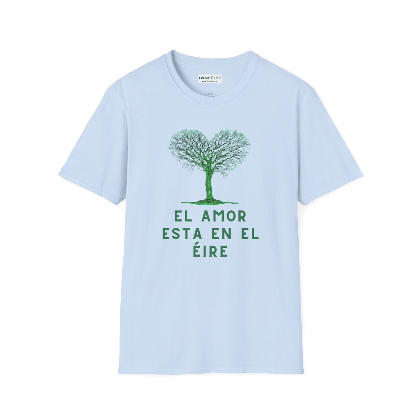 EL AMOR ESTA EN EL ÉIRE Unisex Softstyle 100% Coton T-Shirt