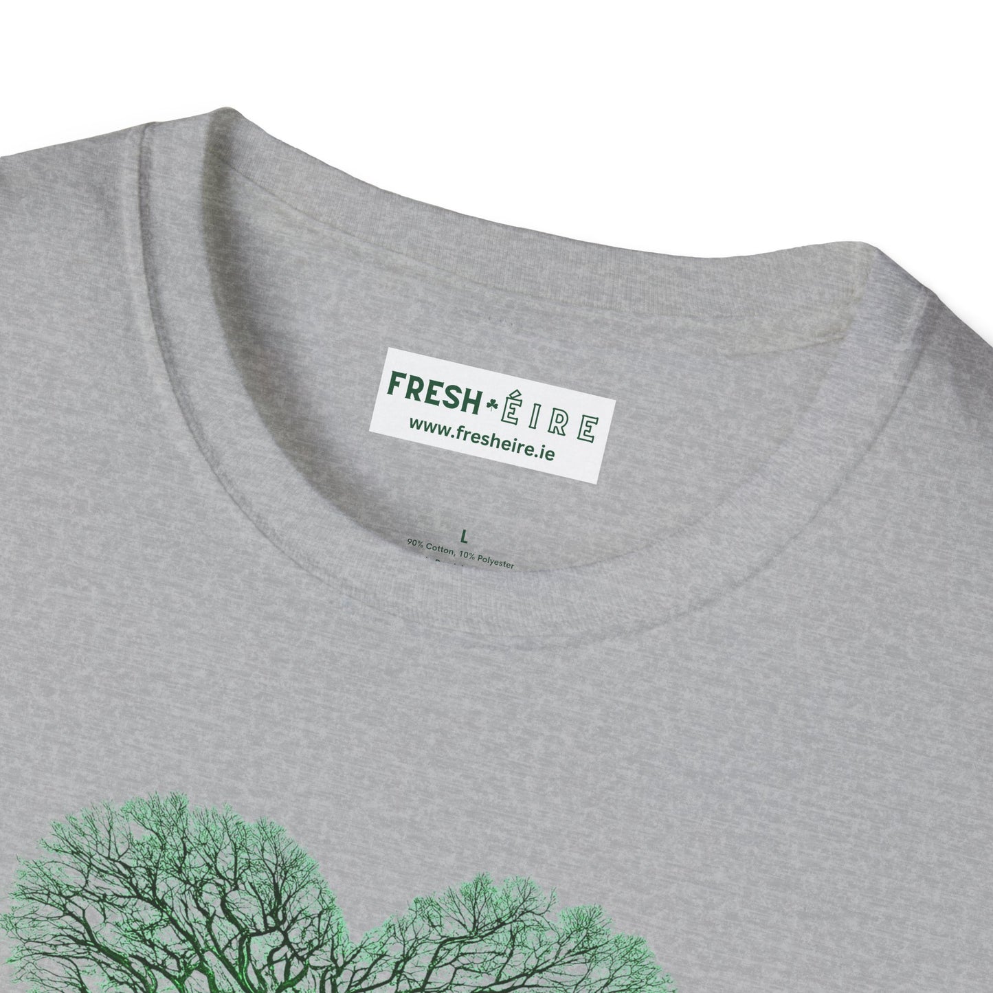 EL AMOR ESTA EN EL ÉIRE Unisex Softstyle 100% Coton T-Shirt