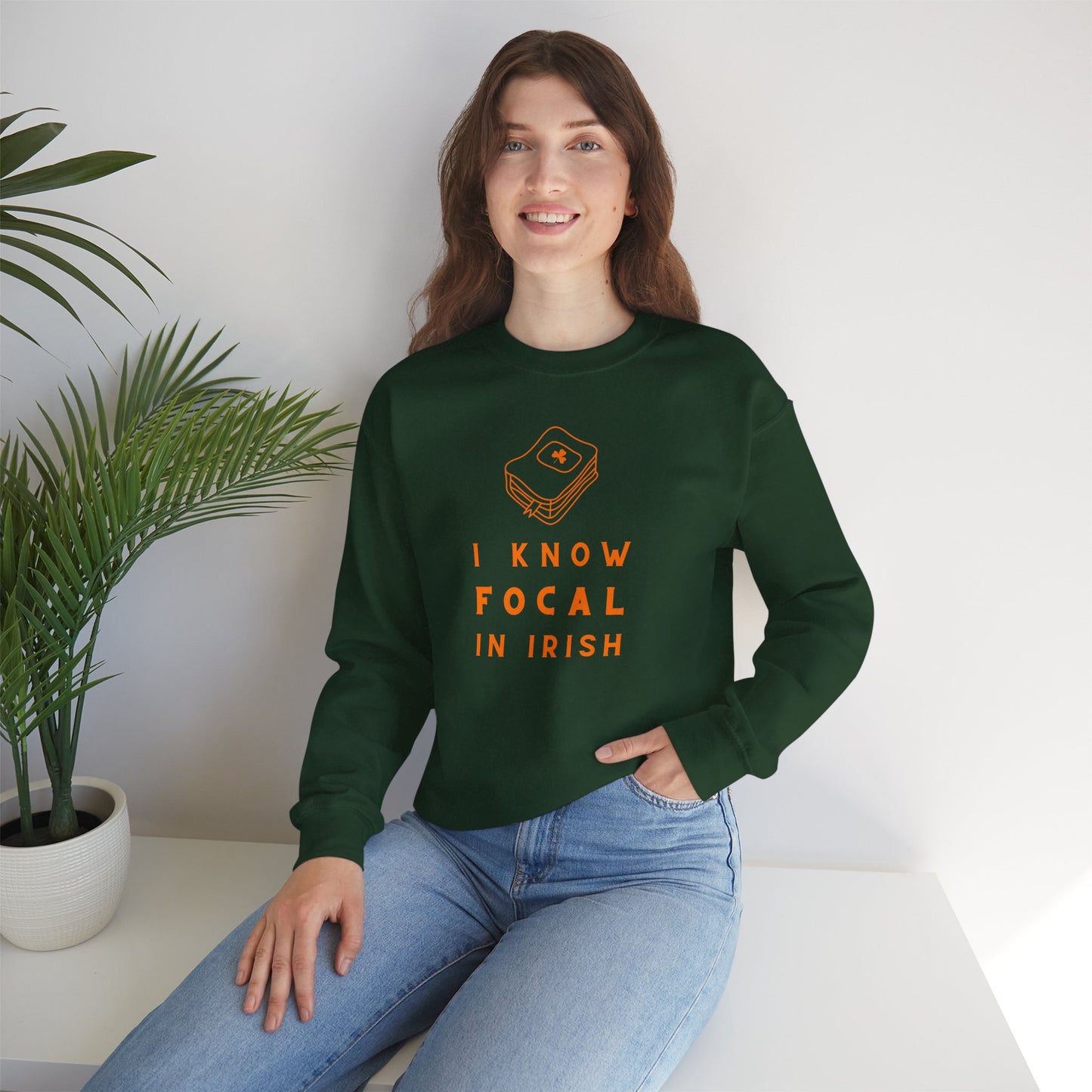 I KNOW FOCAL IN IRISH Unisex Heavy Blend™ Crewneck Sweatshirt