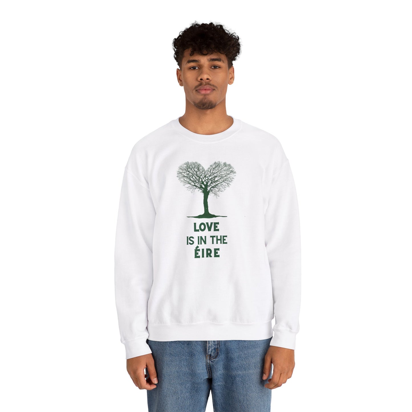 LOVE IS IN THE ÉIRE Unisex Heavy Blend™ Crewneck Sweatshirt