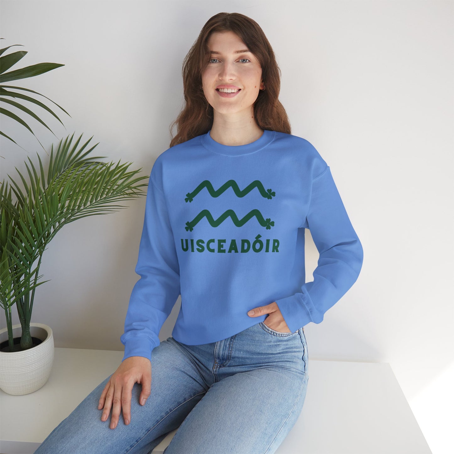 UISCEADÓIR Unisex Heavy Blend™ Crewneck Sweatshirt