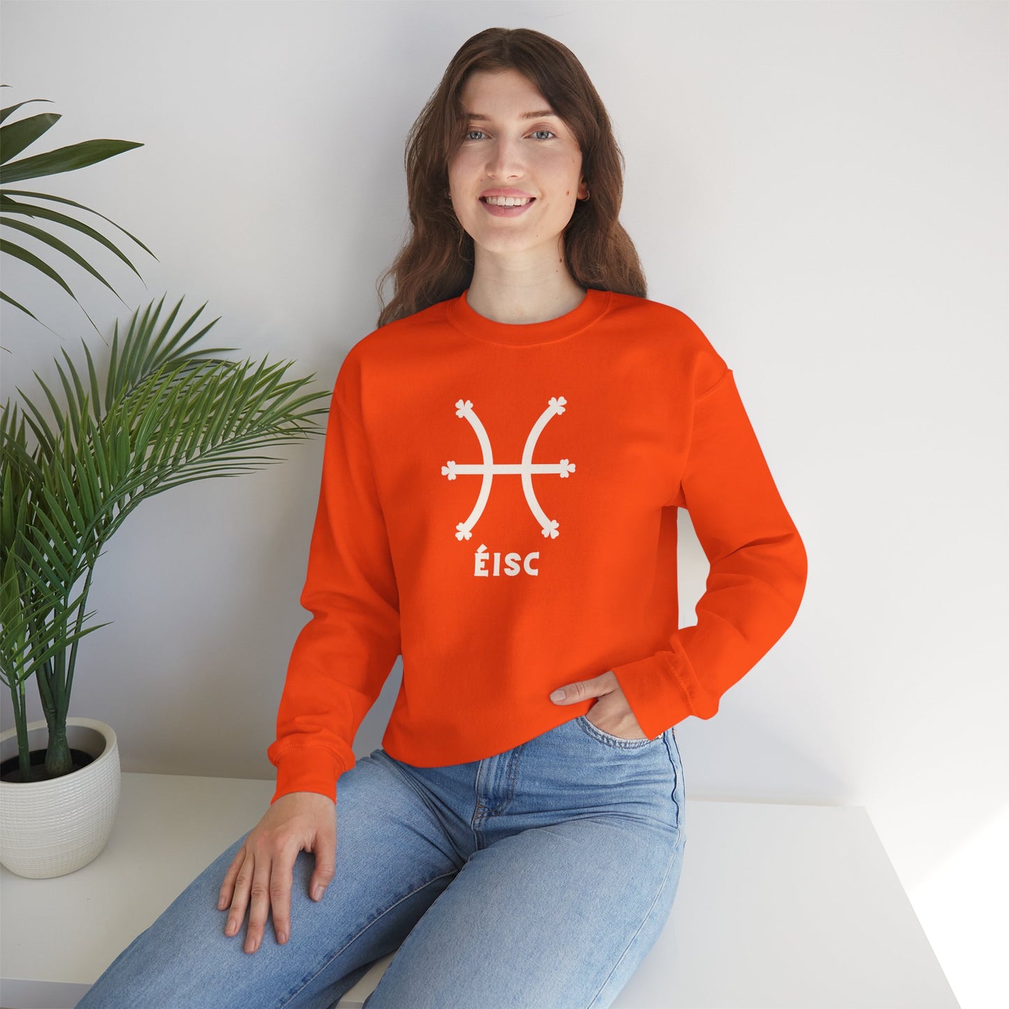 ÉISC Unisex Heavy Blend™ Crewneck Sweatshirt