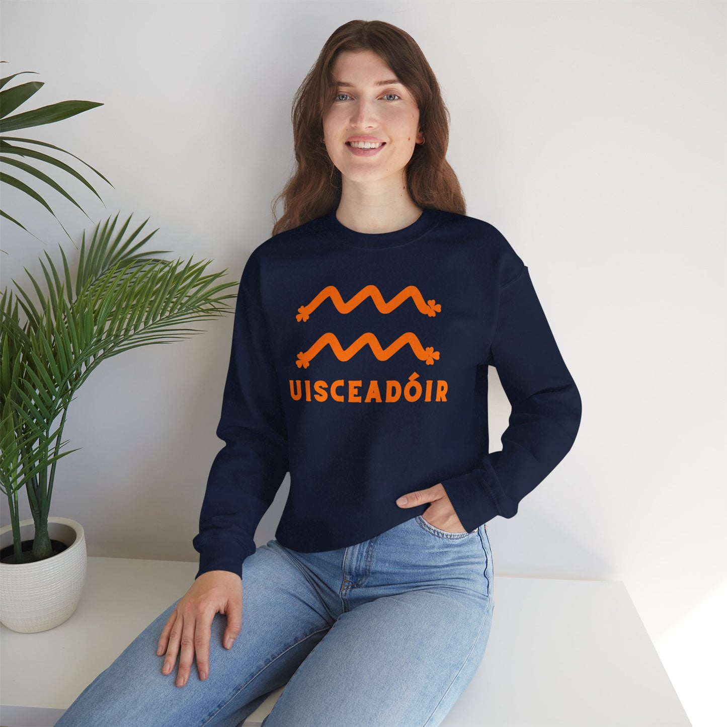 UISCEADÓIR Unisex Heavy Blend™ Crewneck Sweatshirt