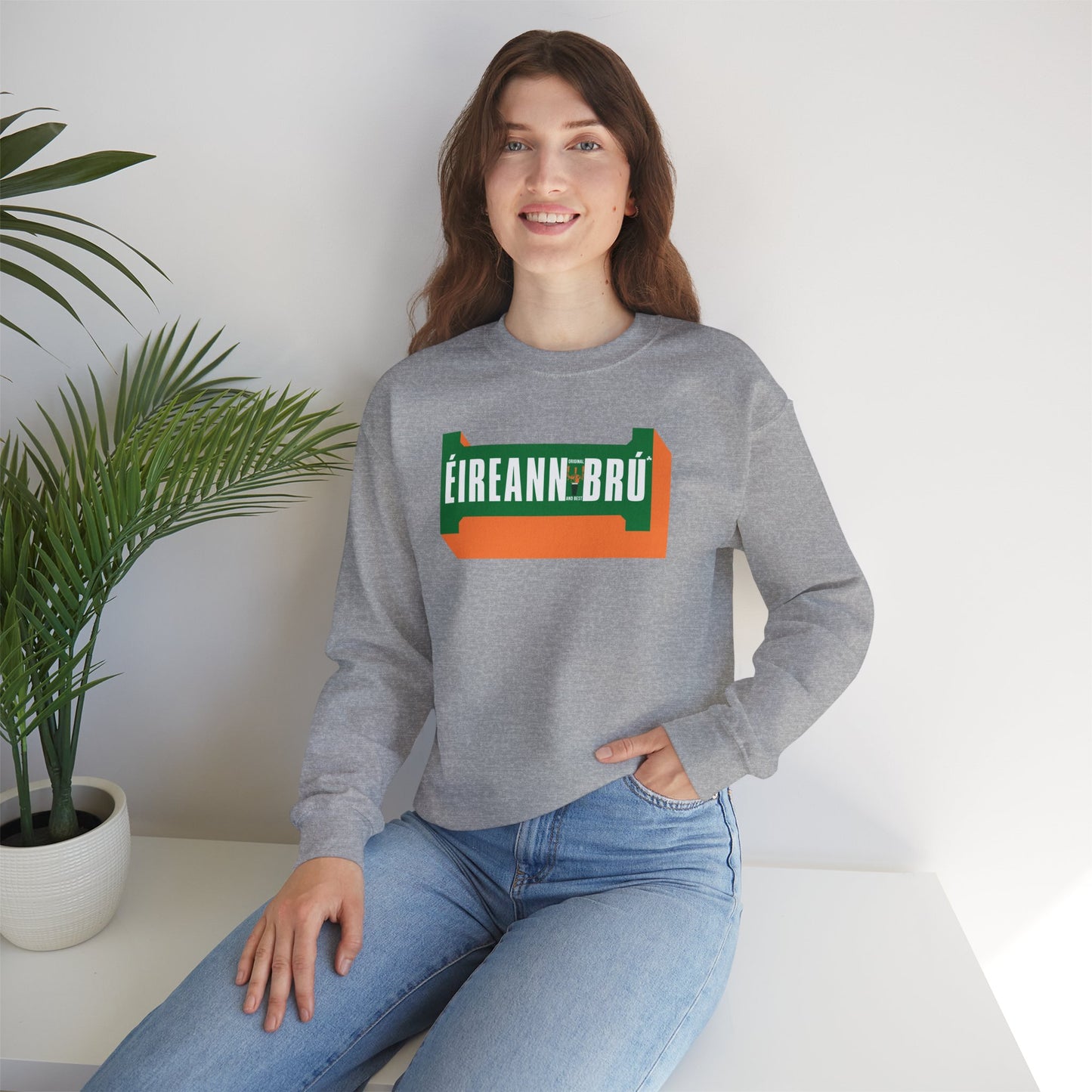 ÉIREANN BRÚ Unisex Heavy Blend™ Crewneck Sweatshirt