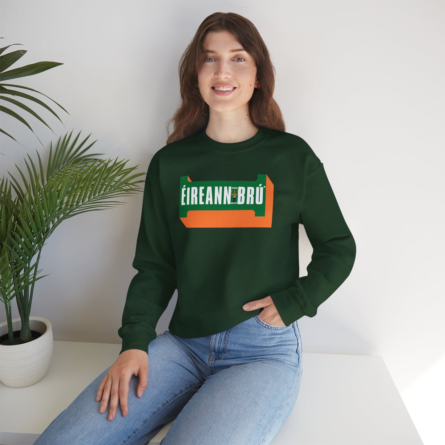 ÉIREANN BRÚ Unisex Heavy Blend™ Crewneck Sweatshirt