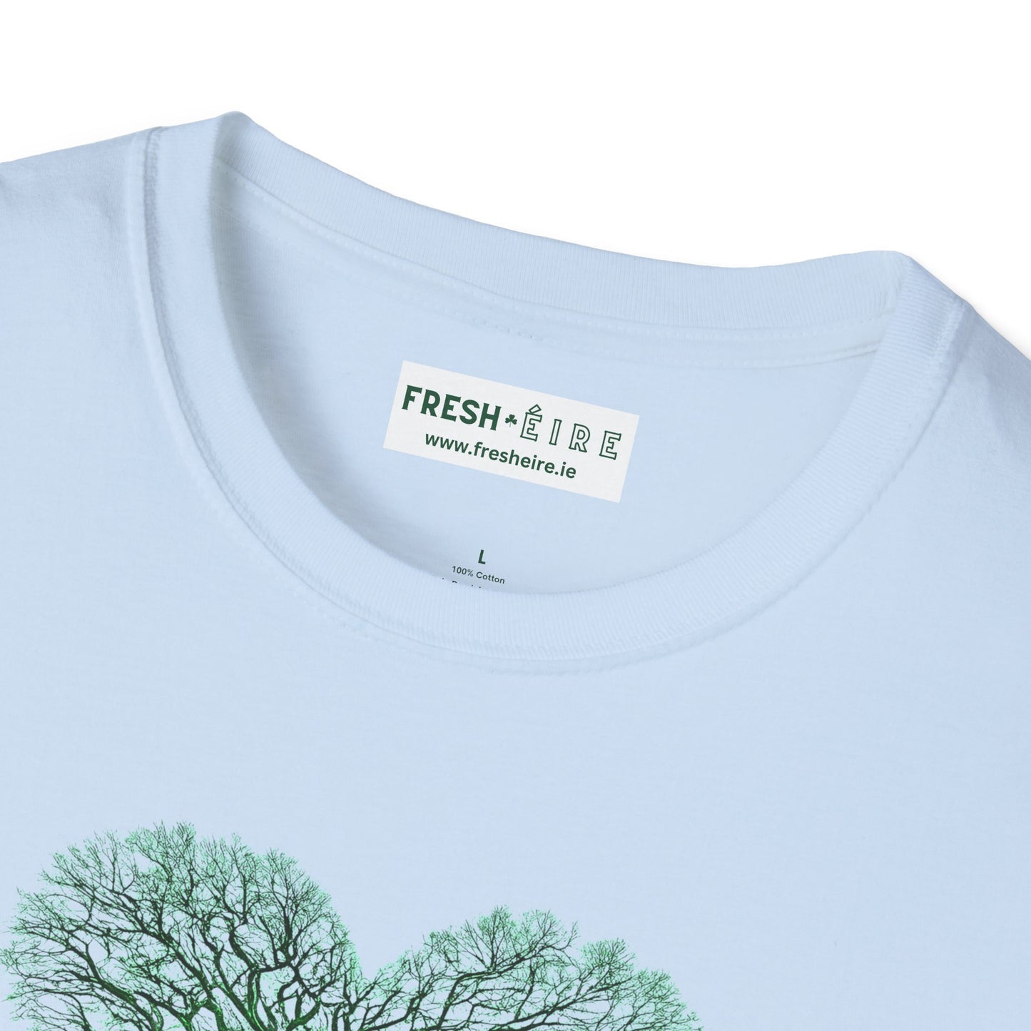 EL AMOR ESTA EN EL ÉIRE Unisex Softstyle 100% Coton T-Shirt
