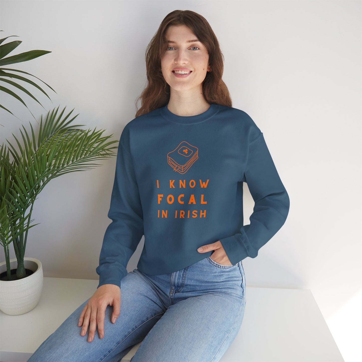I KNOW FOCAL IN IRISH Unisex Heavy Blend™ Crewneck Sweatshirt