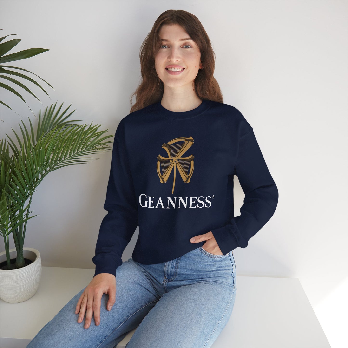 GEANNESS Unisex Heavy Blend Crewneck Sweatshirt
