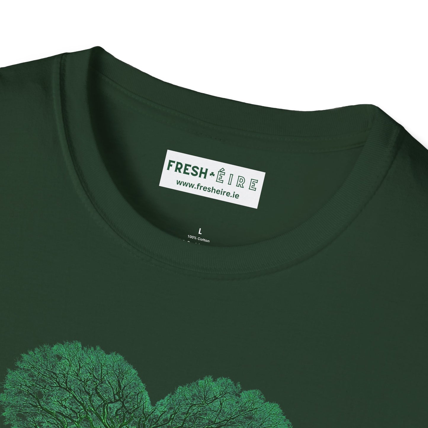 EL AMOR ESTA EN EL ÉIRE Unisex Softstyle 100% Coton T-Shirt