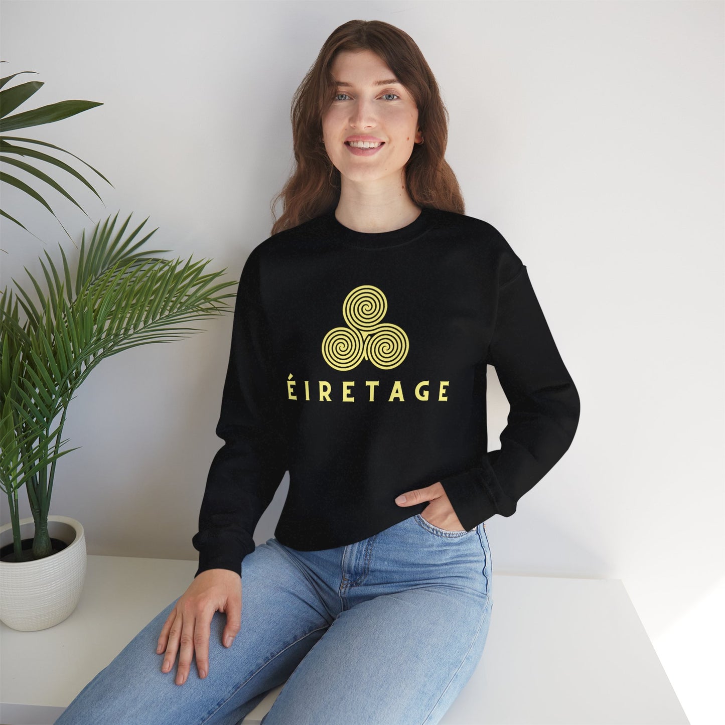 ÉIRETAGE Unisex Heavy Blend™ Crewneck Sweatshirt