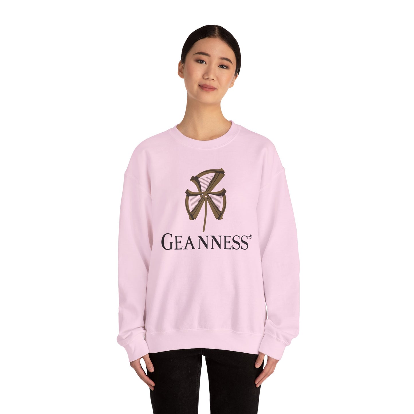 GEANNESS Unisex Heavy Blend Crewneck Sweatshirt