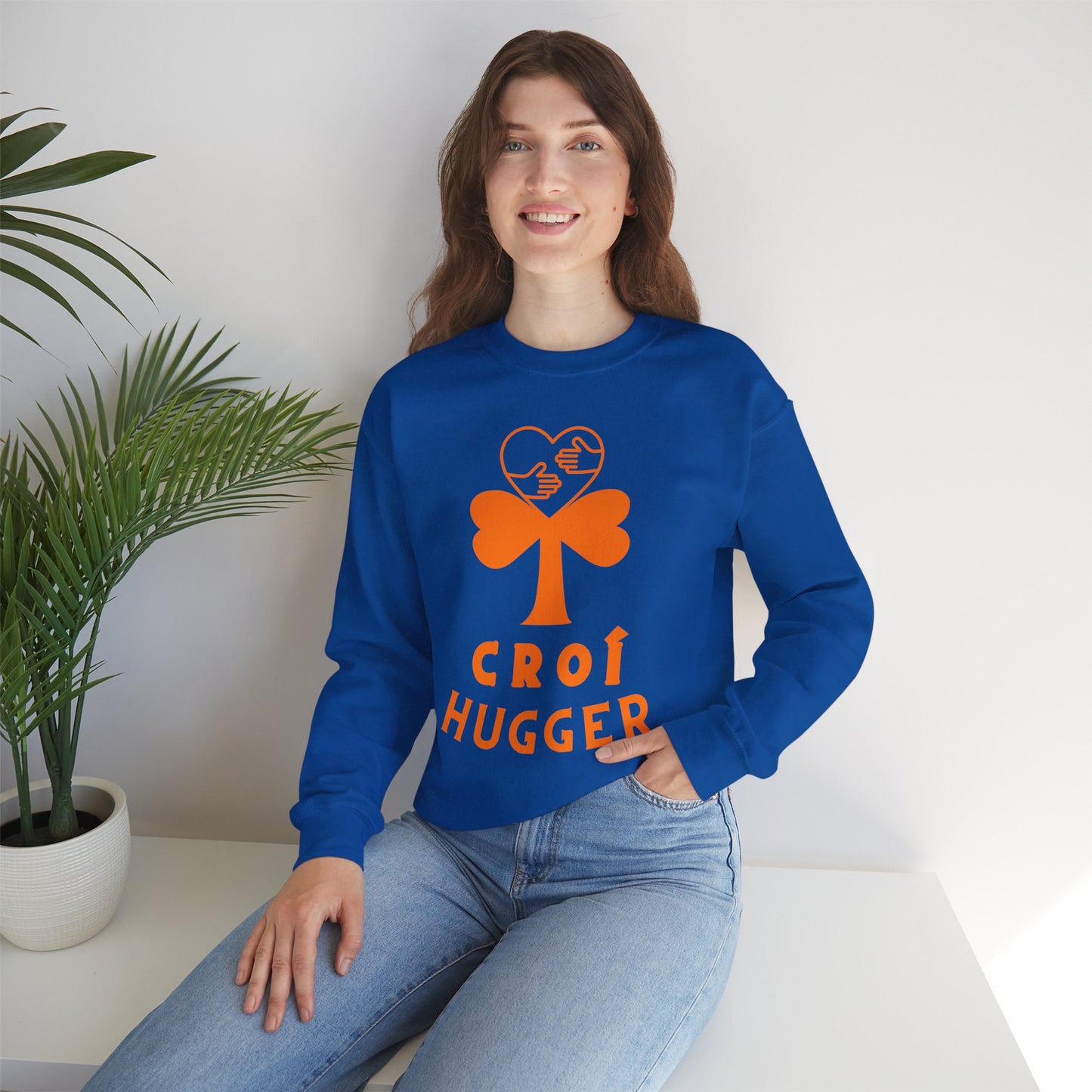 CROÍ HUGGER Unisex Heavy Blend™ Crewneck Sweatshirt