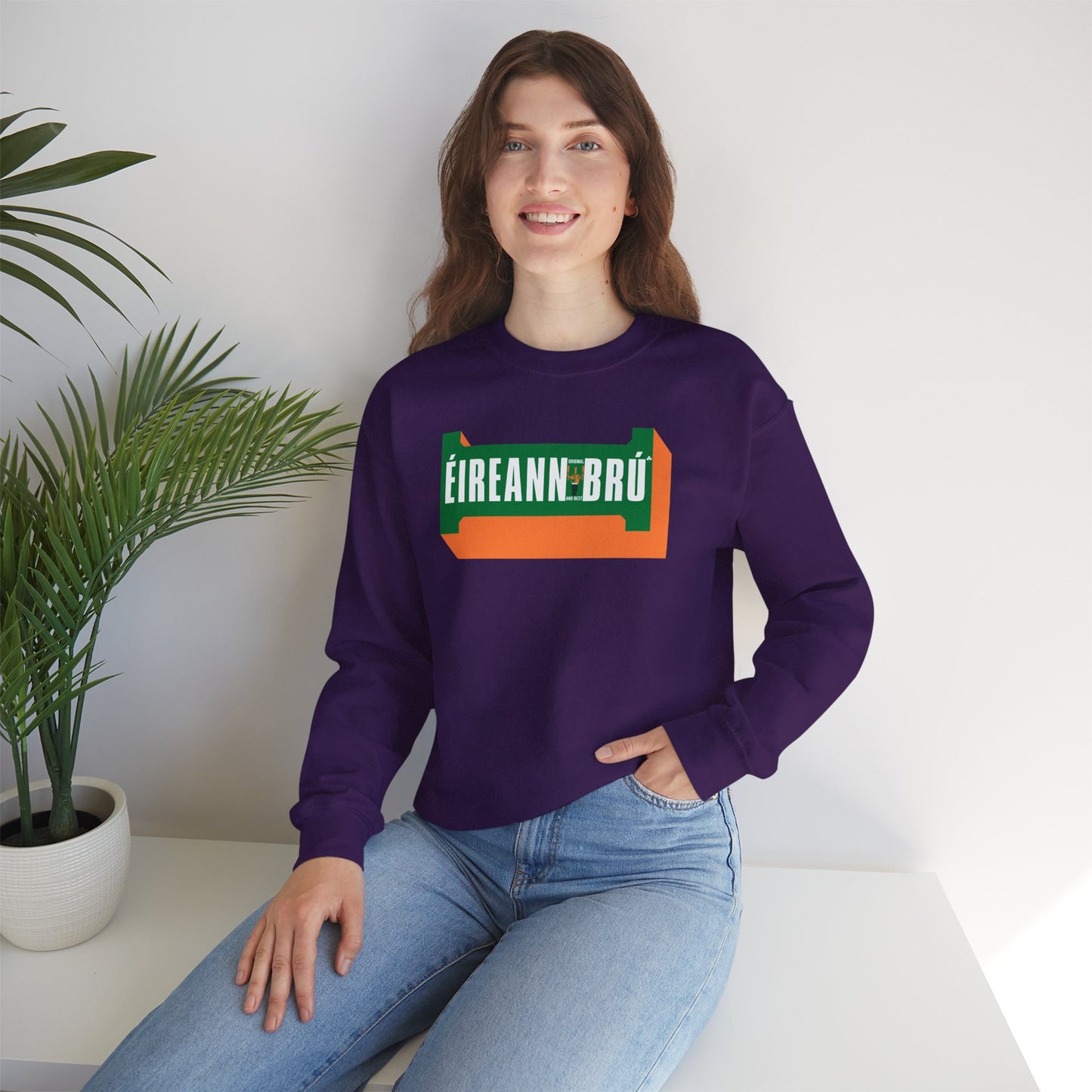 ÉIREANN BRÚ Unisex Heavy Blend™ Crewneck Sweatshirt