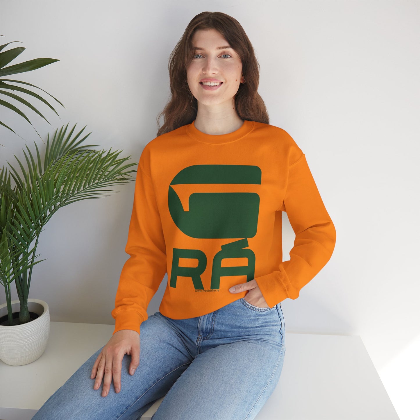 G-RÁ Unisex Heavy Blend™ Crewneck Sweatshirt