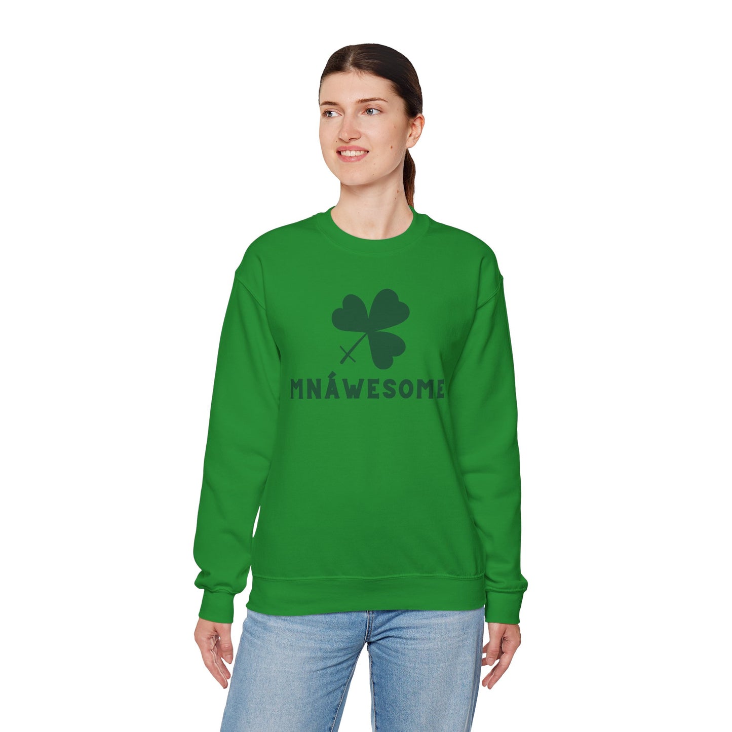 MNÁWESOME Unisex Heavy Blend Crewneck Sweatshirt
