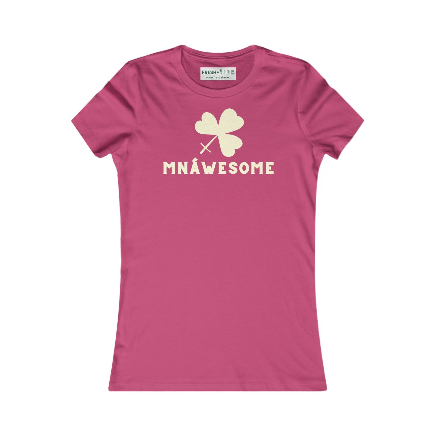 MNÁWESOME Women's Favorite Tee