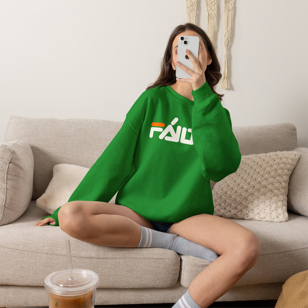 FÁILTE Unisex Heavy Blend™ Crewneck Sweatshirt