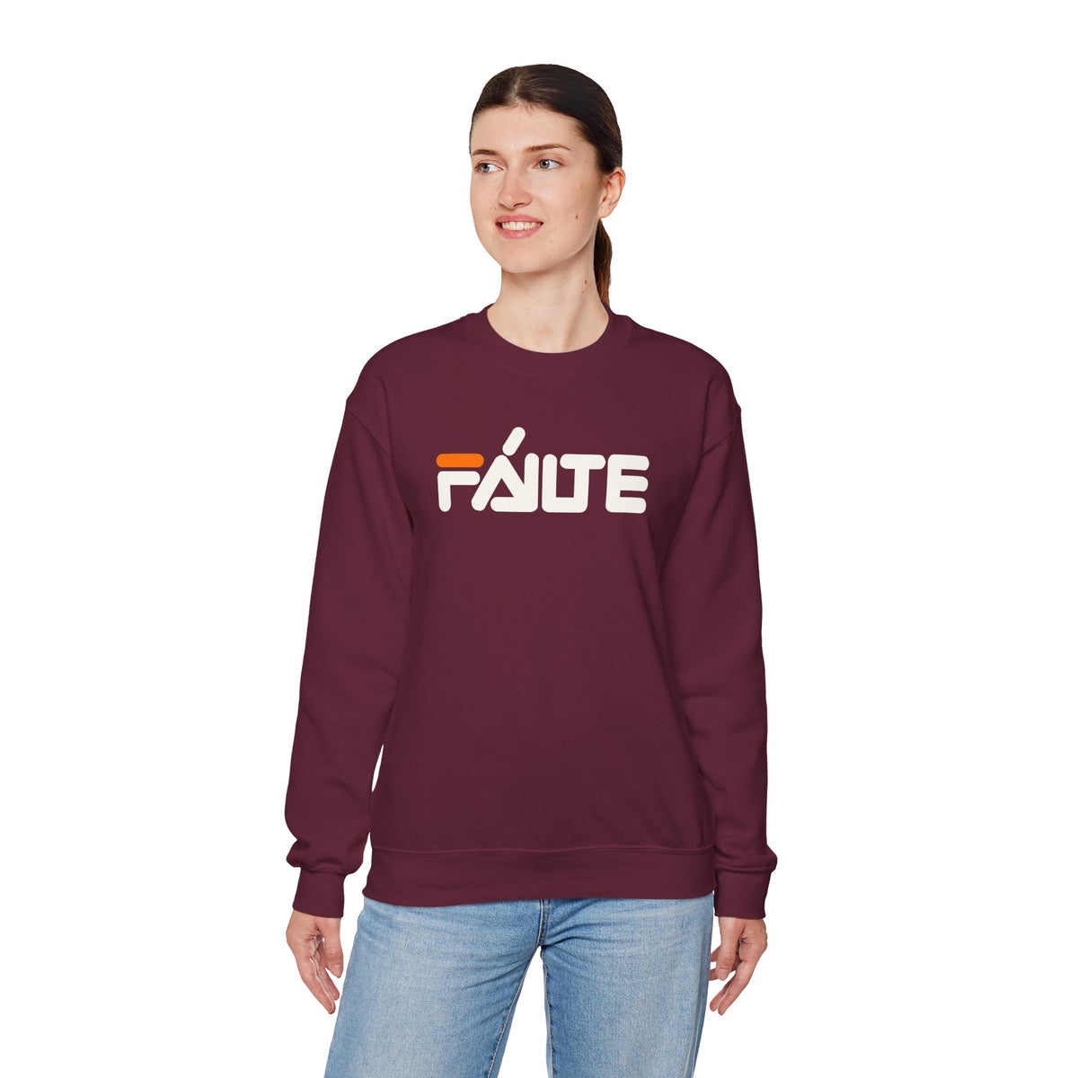 FÁILTE Unisex Heavy Blend™ Crewneck Sweatshirt