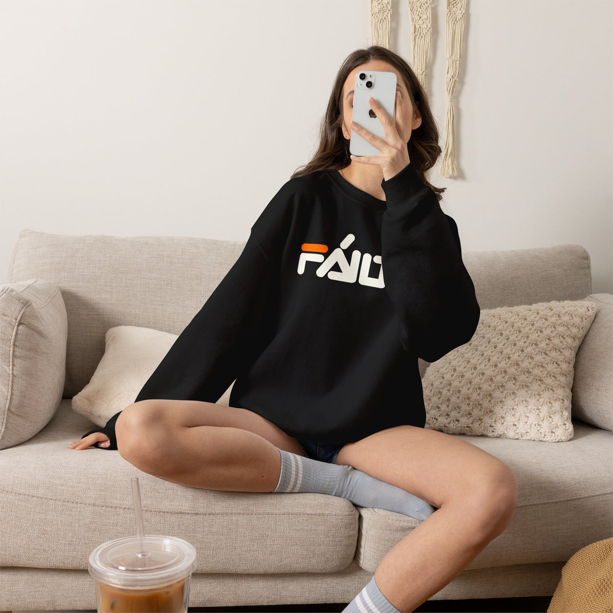 FÁILTE Unisex Heavy Blend™ Crewneck Sweatshirt