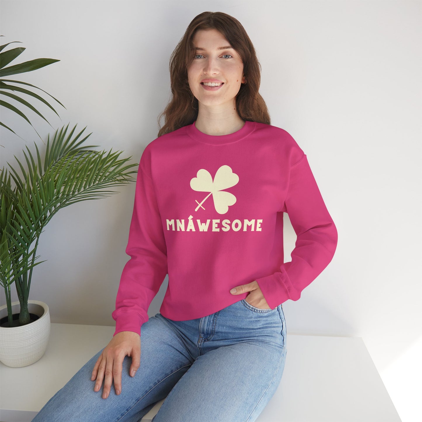 MNÁWESOME Unisex Heavy Blend Crewneck Sweatshirt