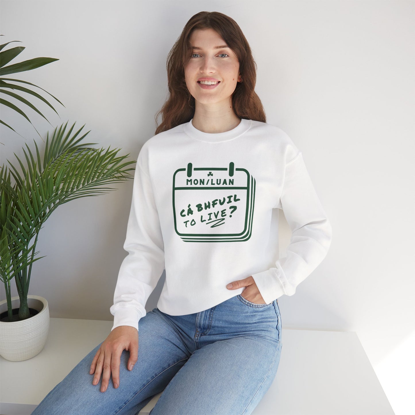 CÁ BHFUIL TO LIVE? Unisex Heavy Blend™ Crewneck Sweatshirt