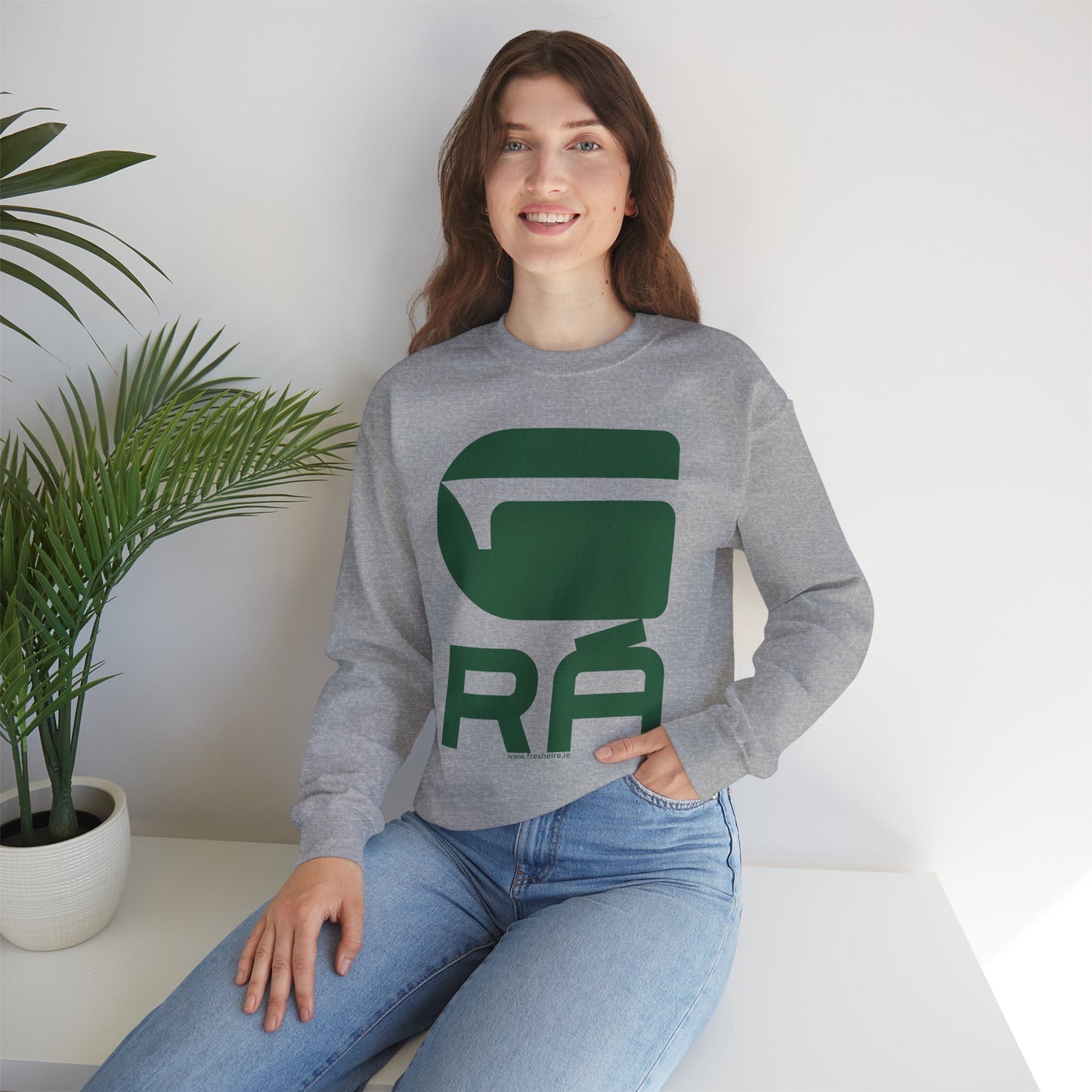G-RÁ Unisex Heavy Blend™ Crewneck Sweatshirt