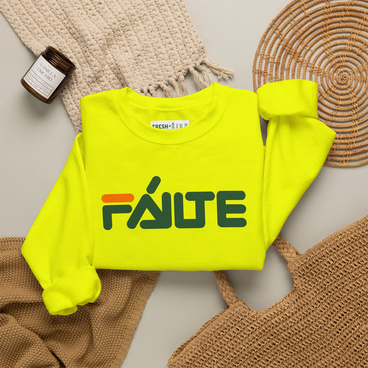 FÁILTE Unisex Heavy Blend™ Crewneck Sweatshirt
