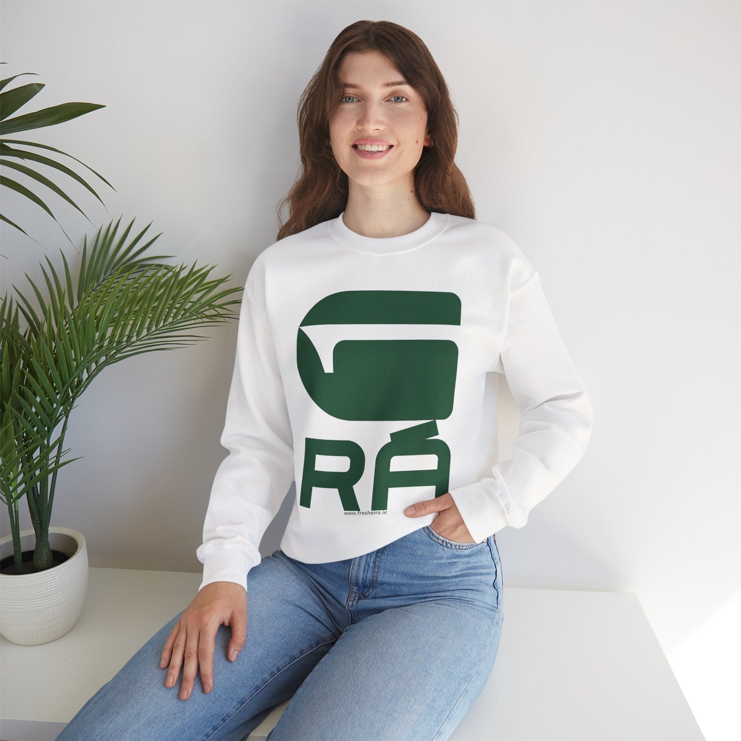 G-RÁ Unisex Heavy Blend™ Crewneck Sweatshirt