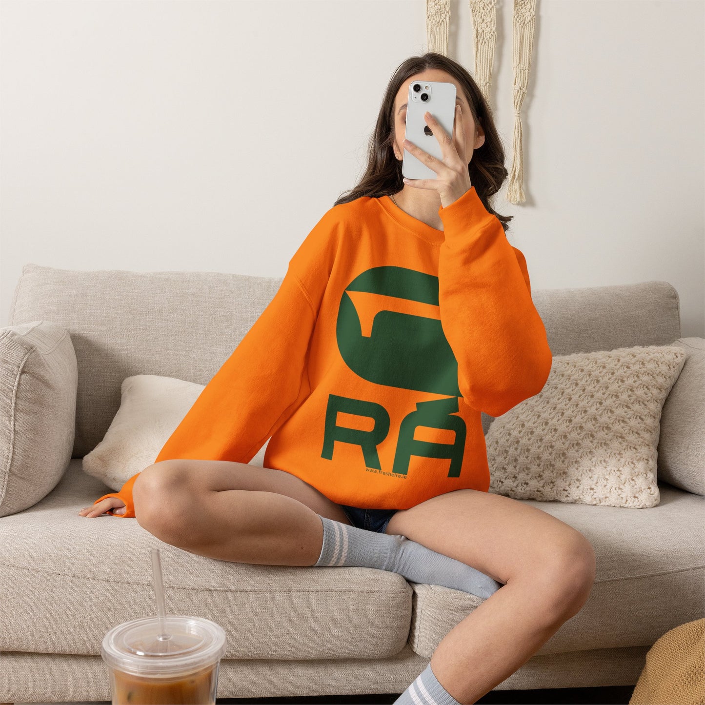 G-RÁ Unisex Heavy Blend™ Crewneck Sweatshirt