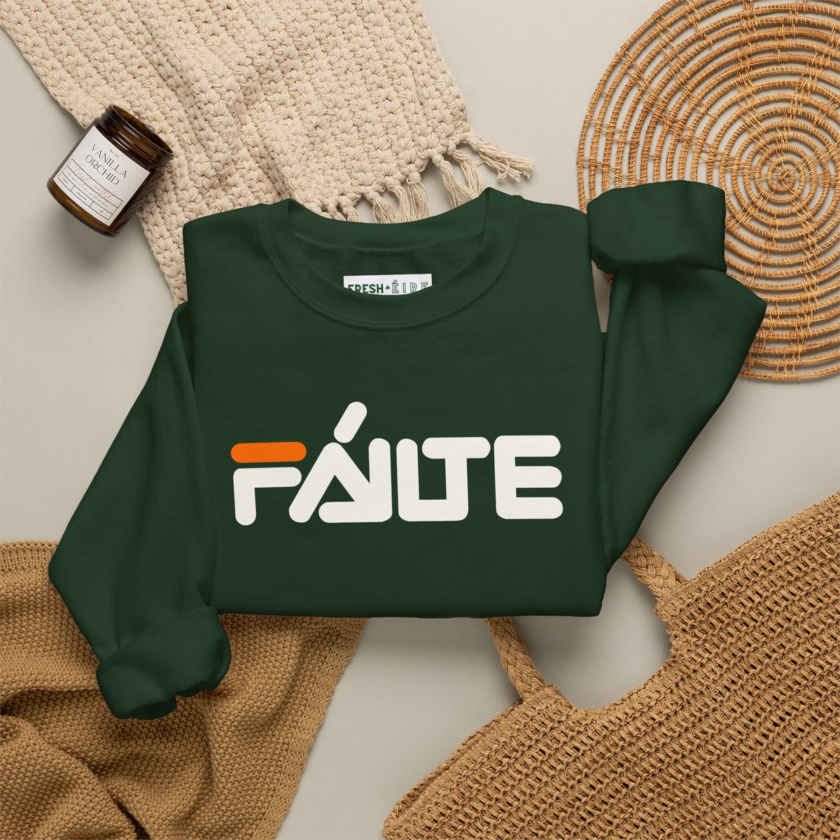 FÁILTE Unisex Heavy Blend™ Crewneck Sweatshirt