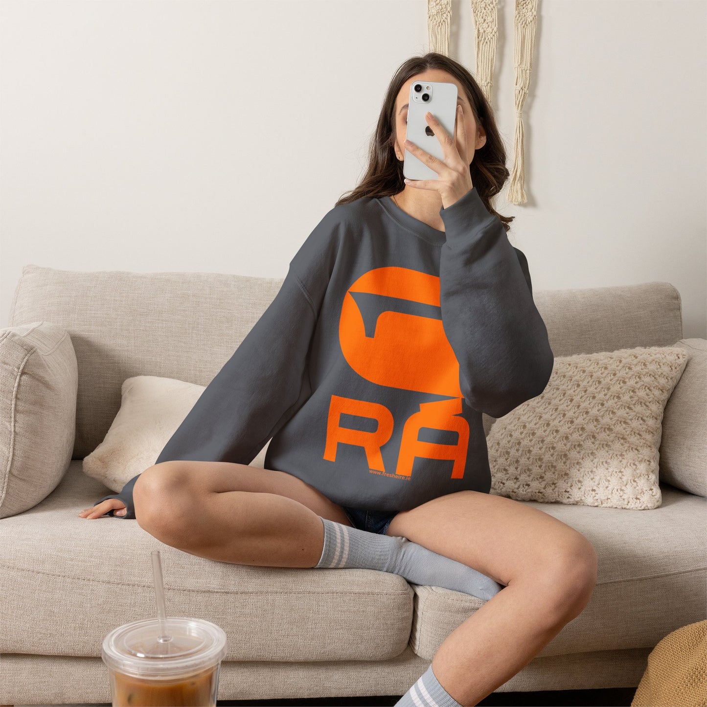 G-RÁ Unisex Heavy Blend™ Crewneck Sweatshirt