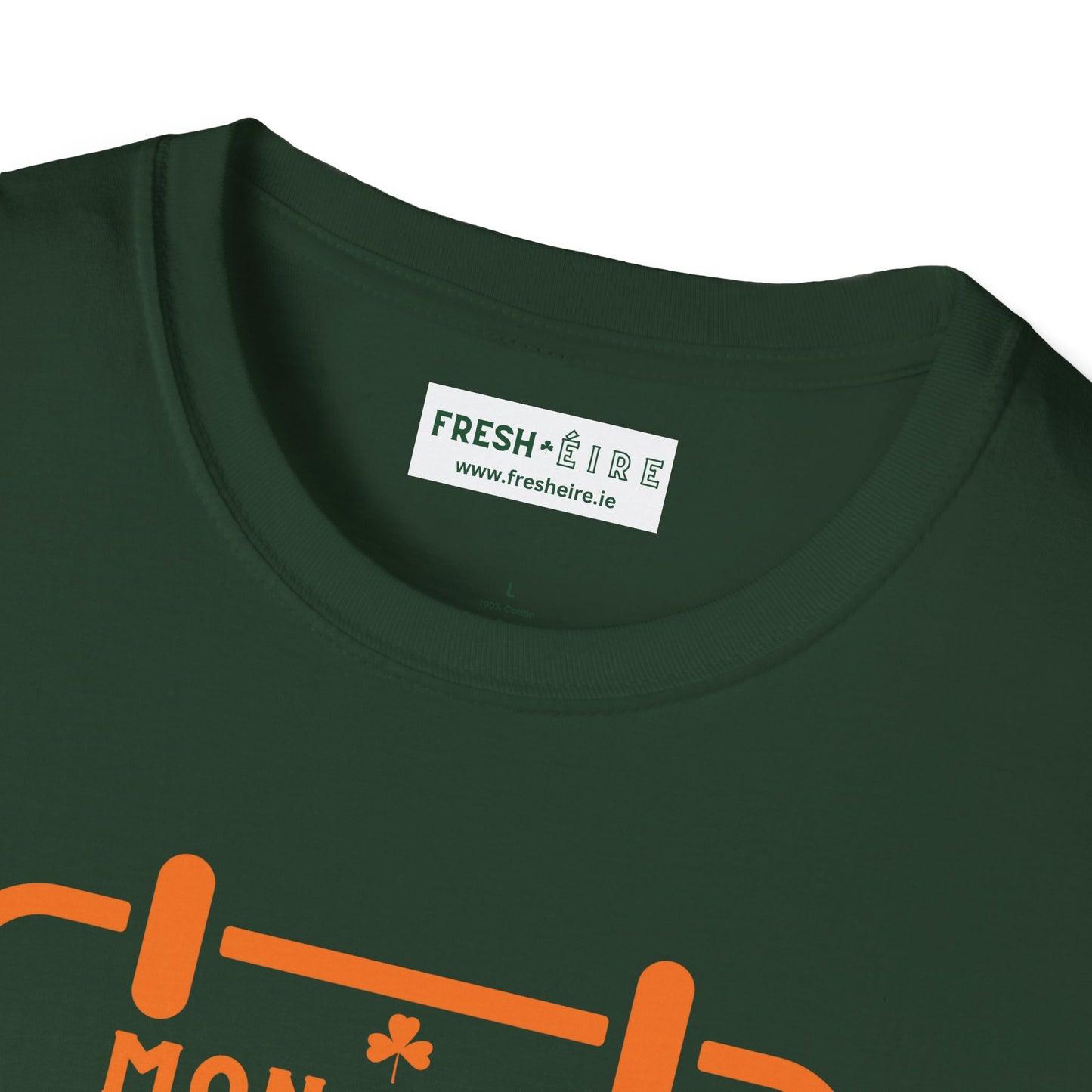 CÁ BHFUIL TO LIVE? Unisex Softstyle T-Shirt