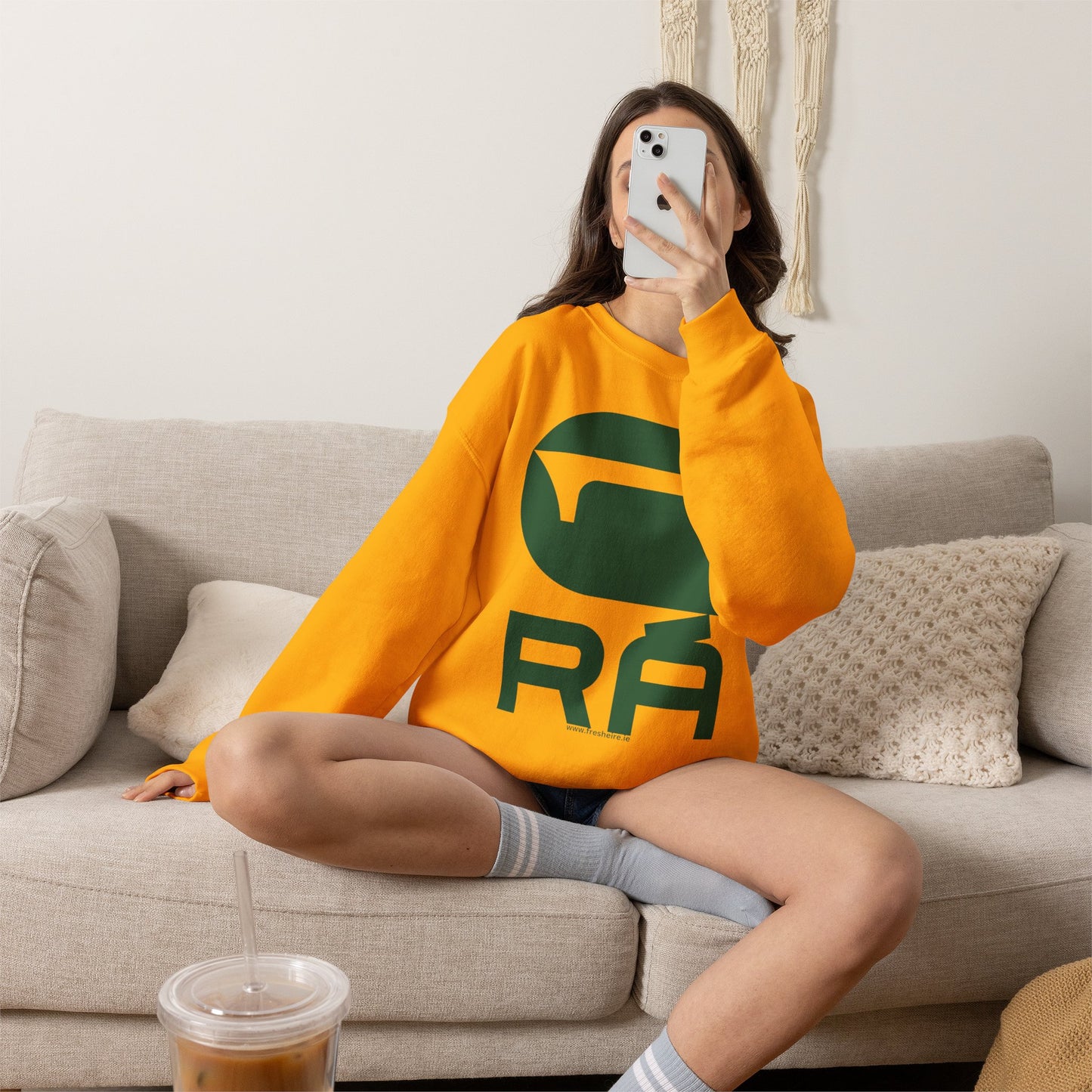 G-RÁ Unisex Heavy Blend™ Crewneck Sweatshirt