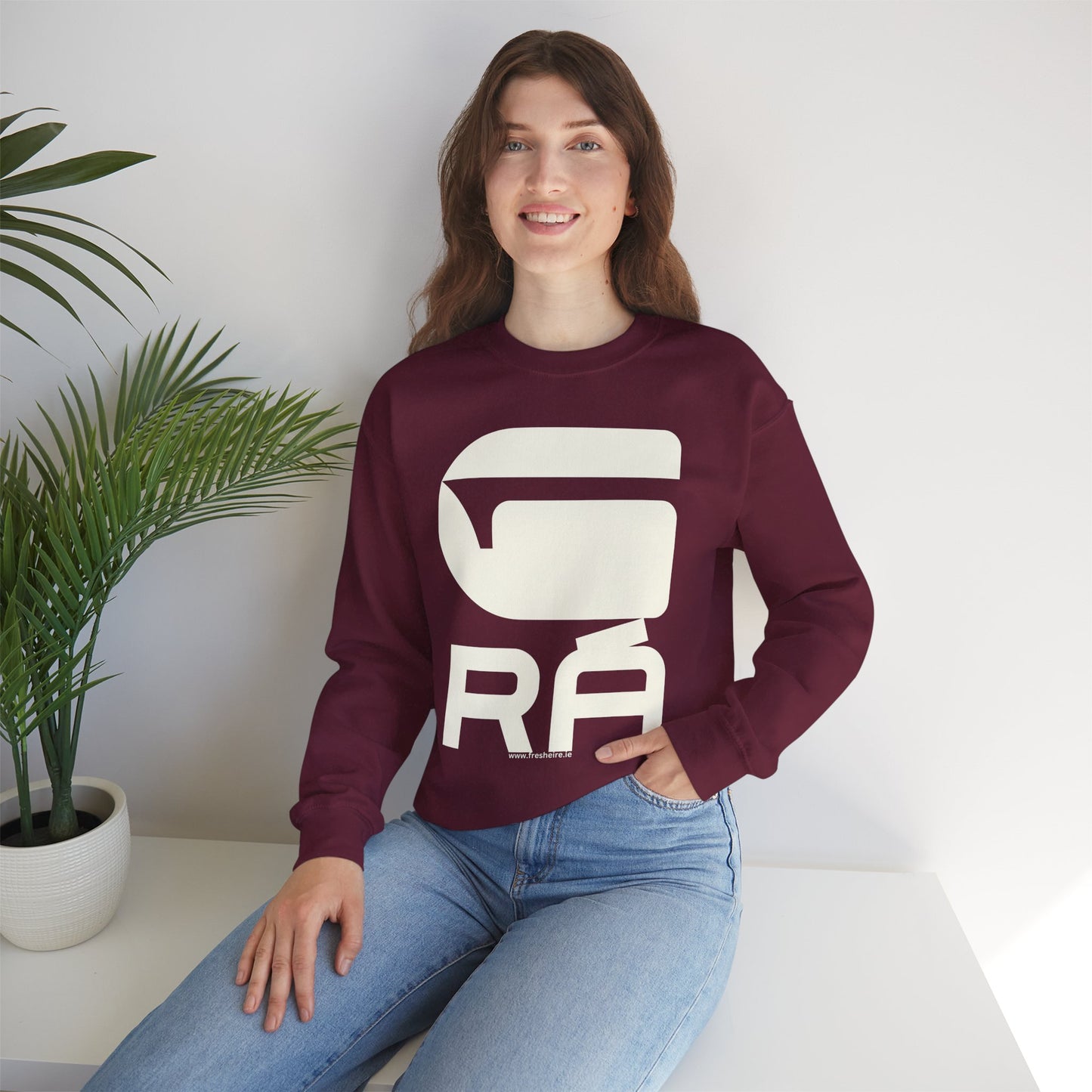 G-RÁ Unisex Heavy Blend™ Crewneck Sweatshirt
