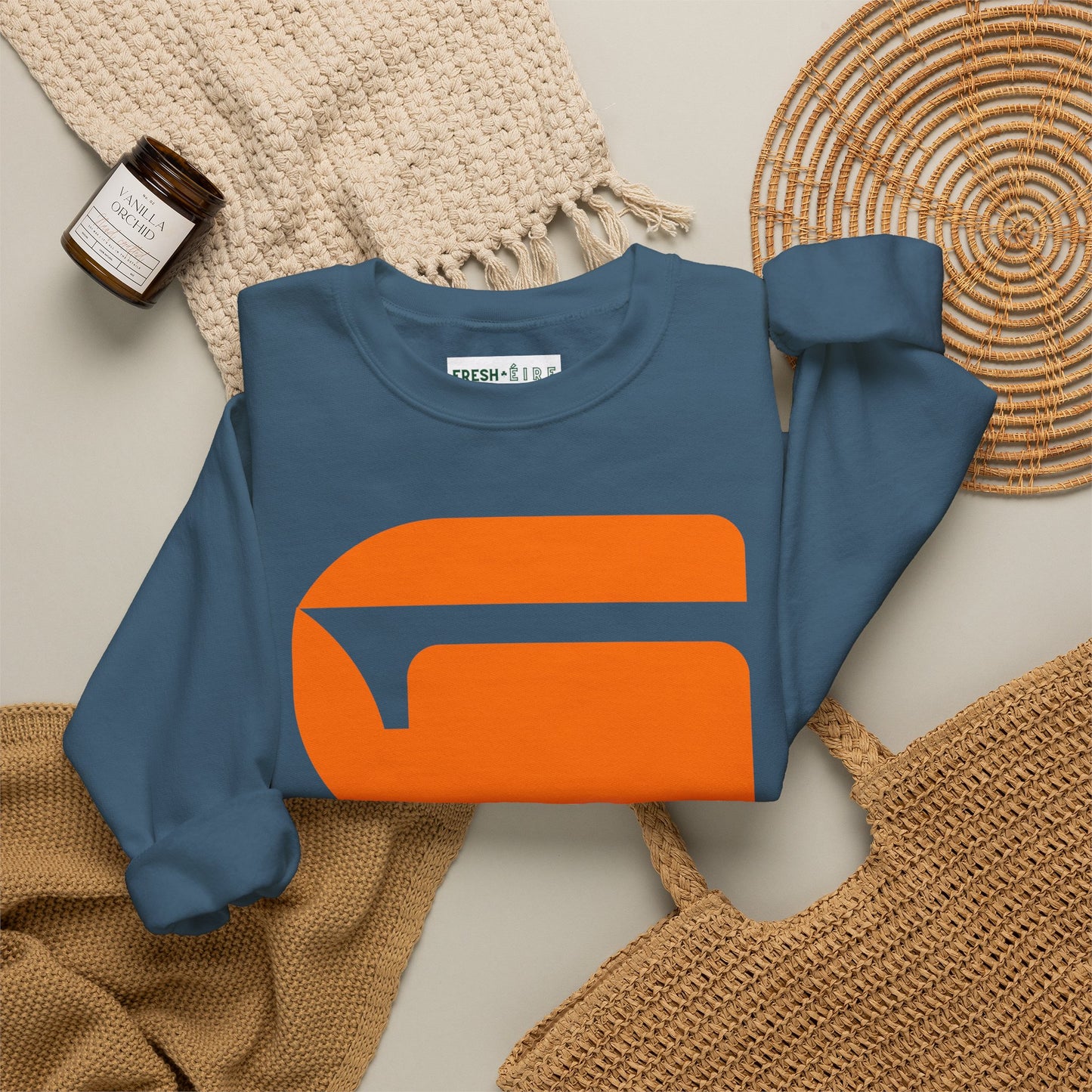 G-RÁ Unisex Heavy Blend™ Crewneck Sweatshirt