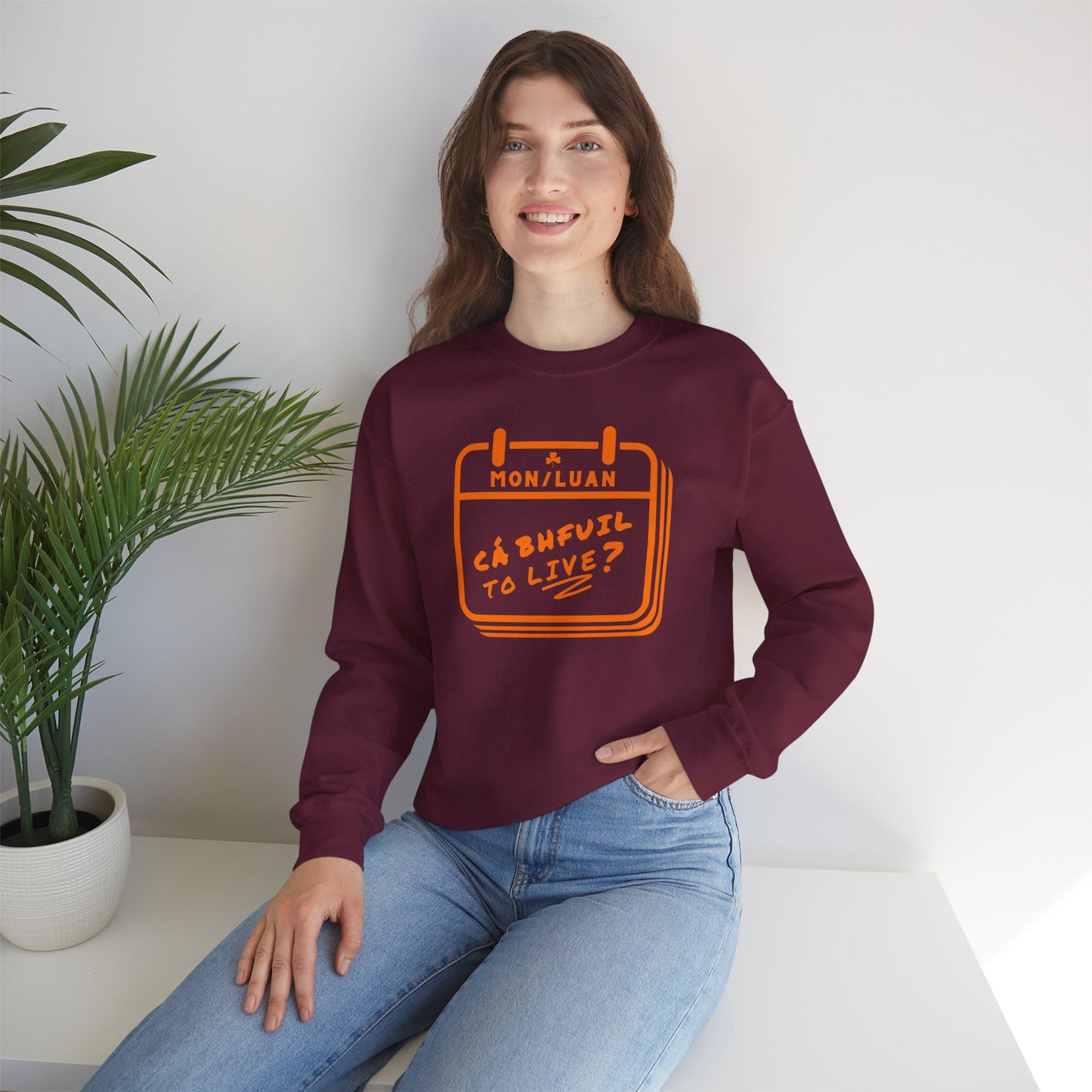 CÁ BHFUIL TO LIVE? Unisex Heavy Blend™ Crewneck Sweatshirt