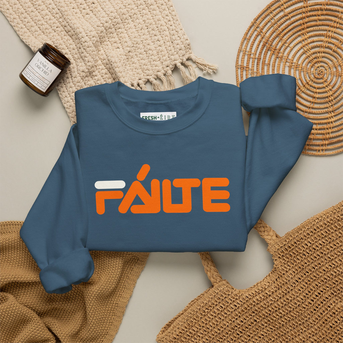 FÁILTE Unisex Heavy Blend™ Crewneck Sweatshirt