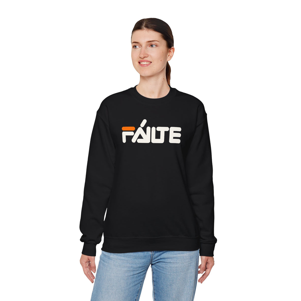 FÁILTE Unisex Heavy Blend™ Crewneck Sweatshirt