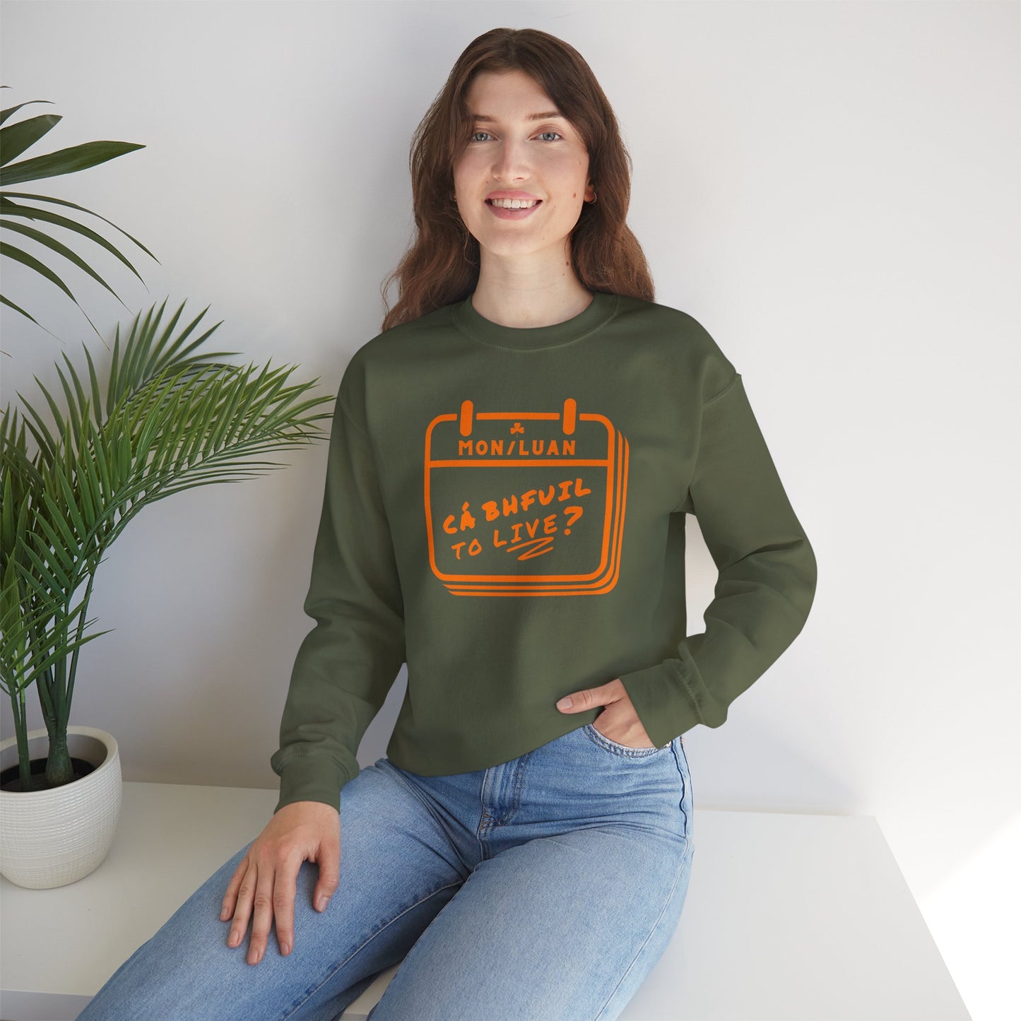 CÁ BHFUIL TO LIVE? Unisex Heavy Blend™ Crewneck Sweatshirt