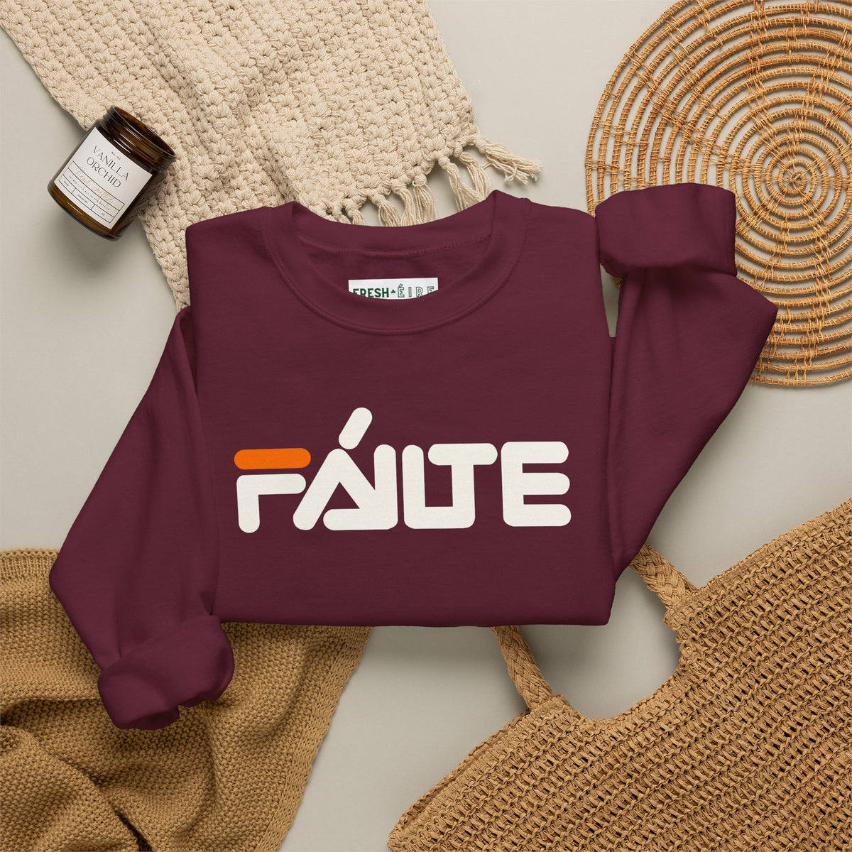 FÁILTE Unisex Heavy Blend™ Crewneck Sweatshirt