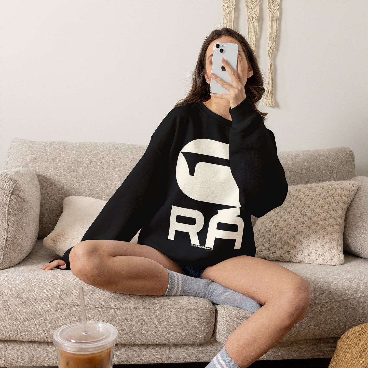 G-RÁ Unisex Heavy Blend™ Crewneck Sweatshirt