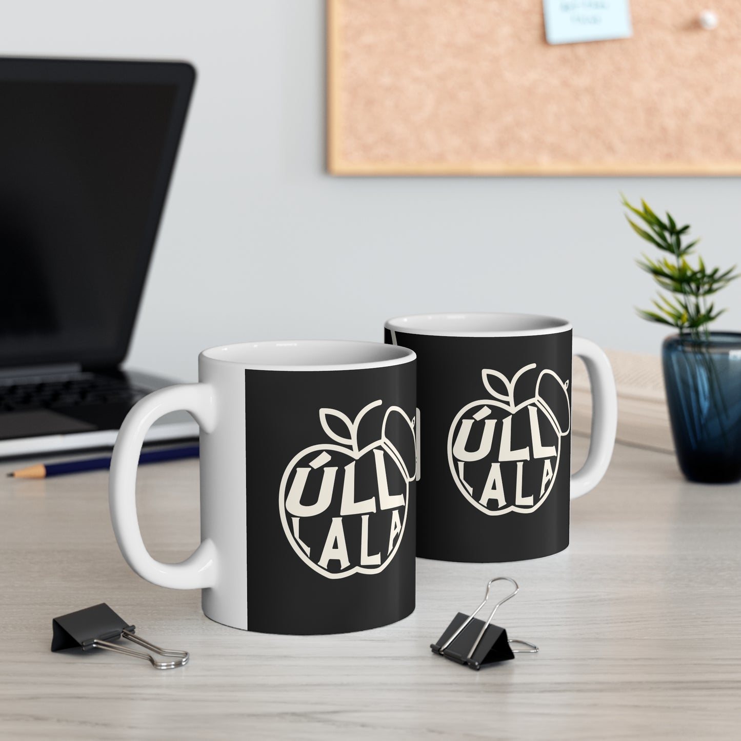 ÚLL LA LA blck 33cl White Ceramic Mug