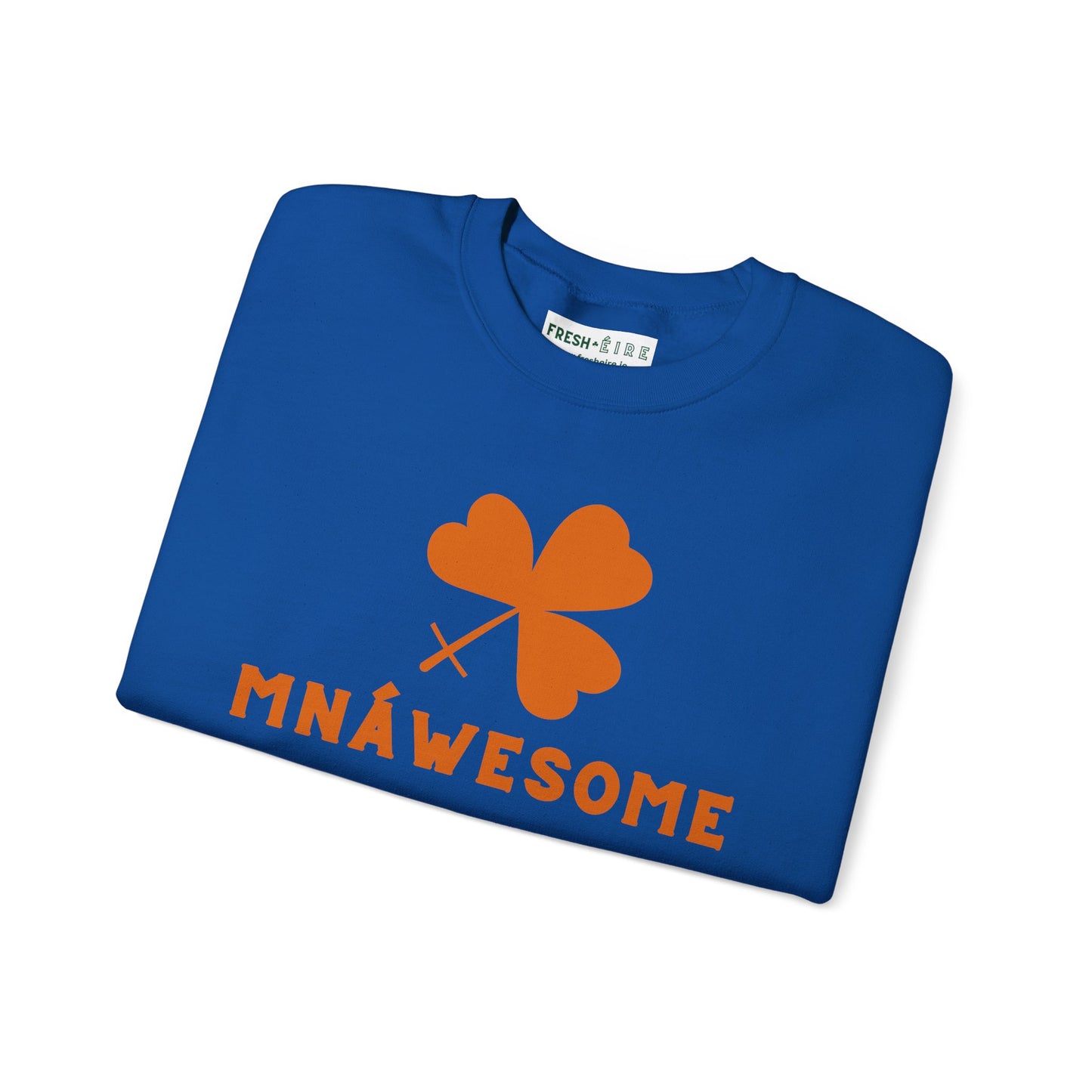 MNÁWESOME Unisex Heavy Blend Crewneck Sweatshirt