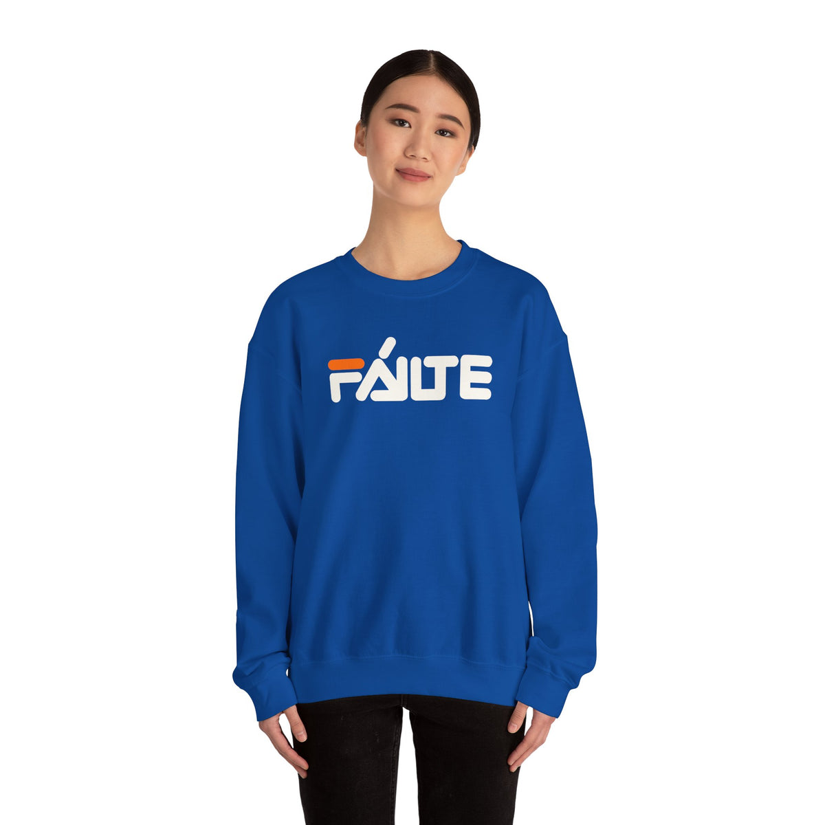 FÁILTE Unisex Heavy Blend™ Crewneck Sweatshirt