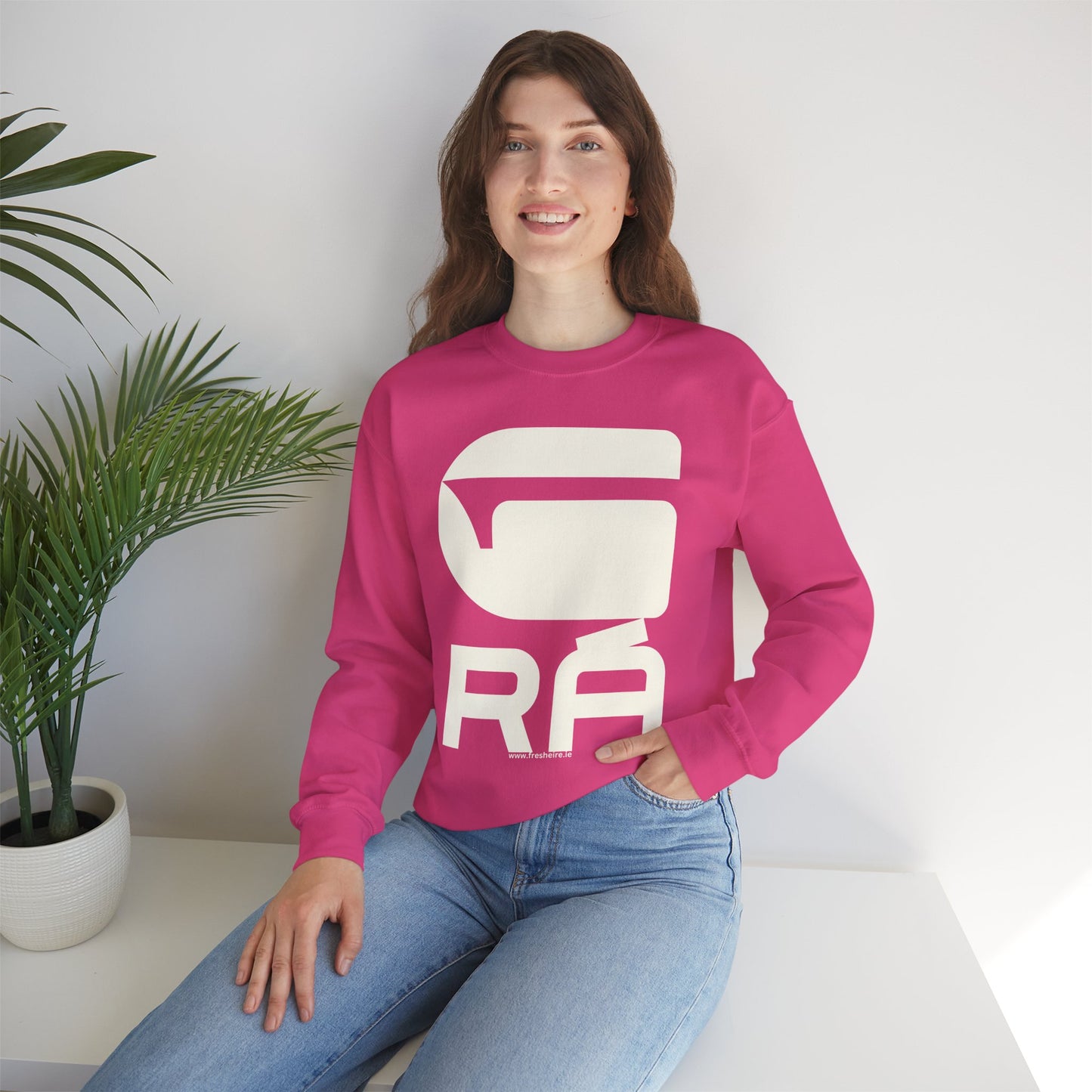 G-RÁ Unisex Heavy Blend™ Crewneck Sweatshirt