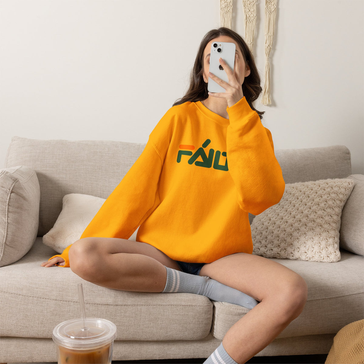 FÁILTE Unisex Heavy Blend™ Crewneck Sweatshirt